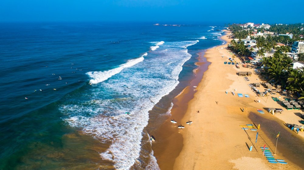Hikkaduwa Beach