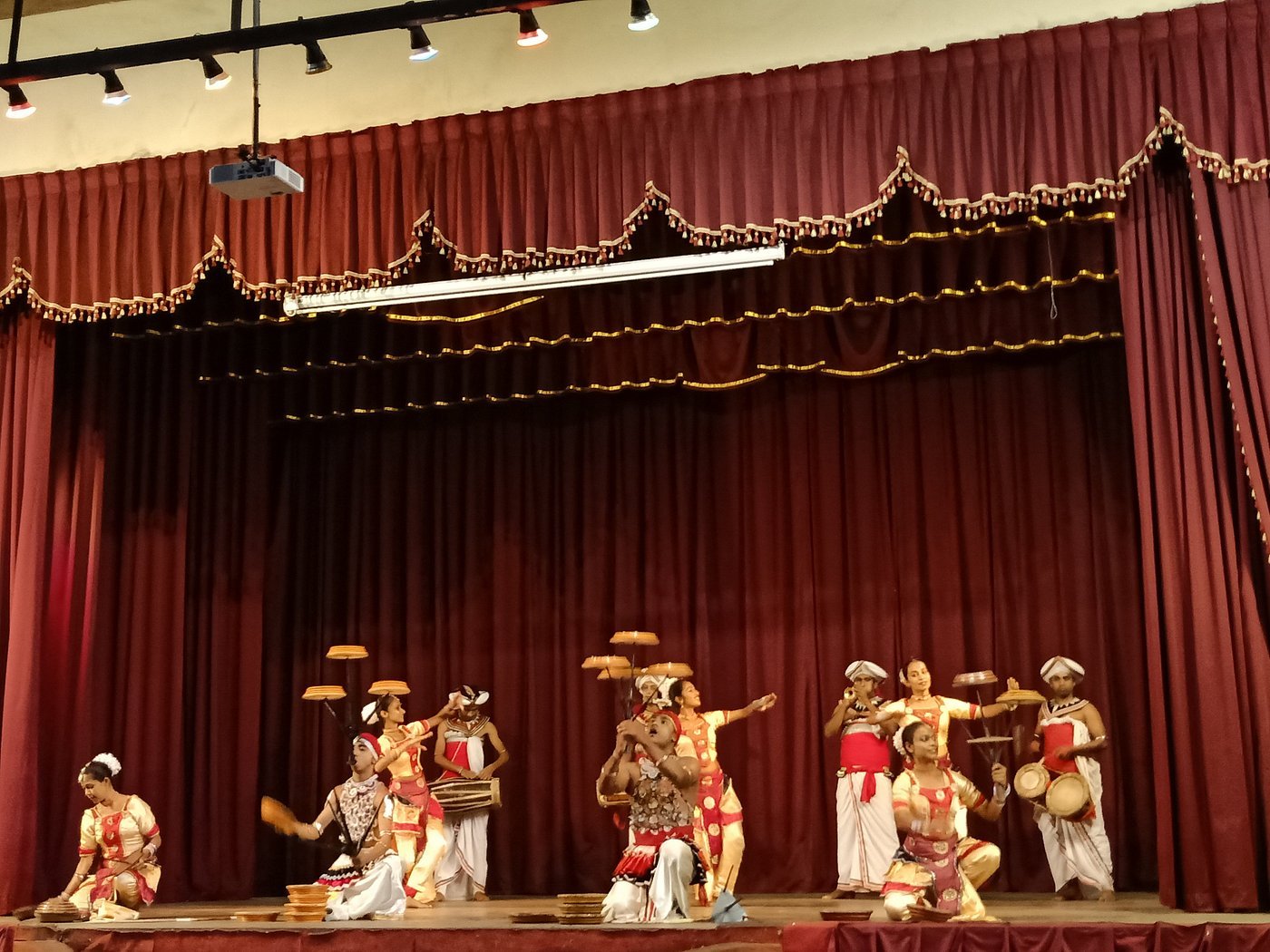 Kandyan Art Centre 1